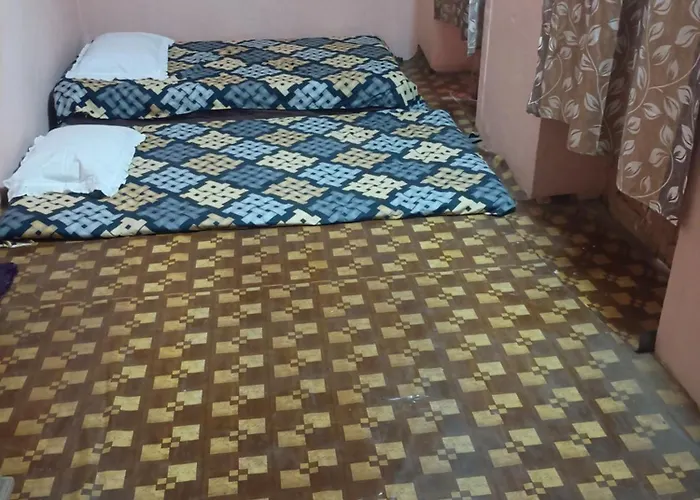 Home Stay In Chowk Near Ganga Ghat ,Kashi Vishwanath And Ram Bhandar Kachori Varanasi