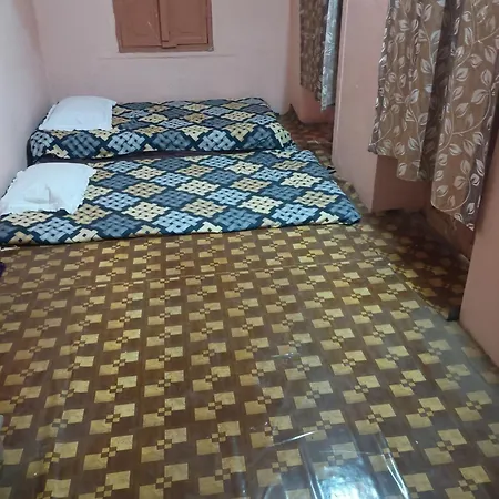 Home Stay In Chowk Near Ganga Ghat ,Kashi Vishwanath And Ram Bhandar Kachori Varanasi Exterior photo